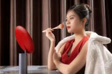 5 Lý Do Nên Sử Dụng Gương Trang Điểm KATA